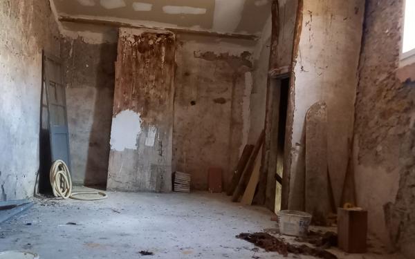 Maison à vendre    1 pièce •  Durban-Corbières