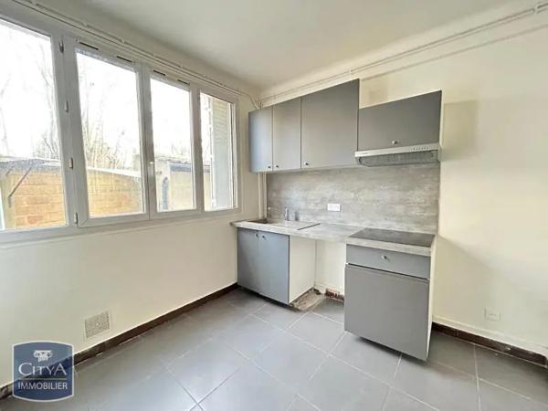 Appartement à louer 2 pièces 35.21m² Chevilly-Larue (94550)