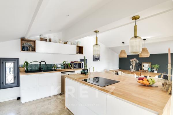 Triplex totalement rénovée dans résidence sécurisée