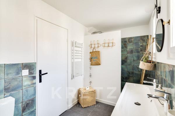 Triplex totalement rénovée dans résidence sécurisée