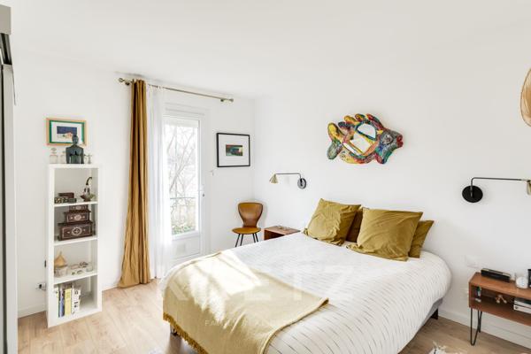 Triplex totalement rénovée dans résidence sécurisée