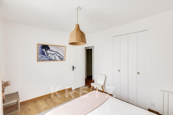 Triplex totalement rénovée dans résidence sécurisée