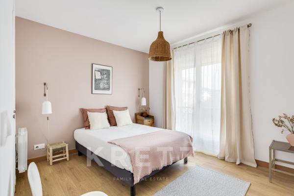 Triplex totalement rénovée dans résidence sécurisée