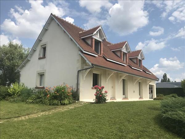 Maison à vendre |  Mehun-sur-Yèvre |  6 pièces | 171 m²