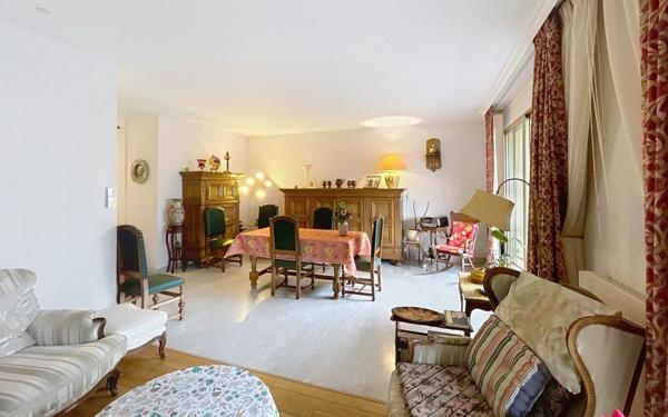 Appartement à vendre    3 pièces • 92,19 m2 Cagnes-sur-Mer