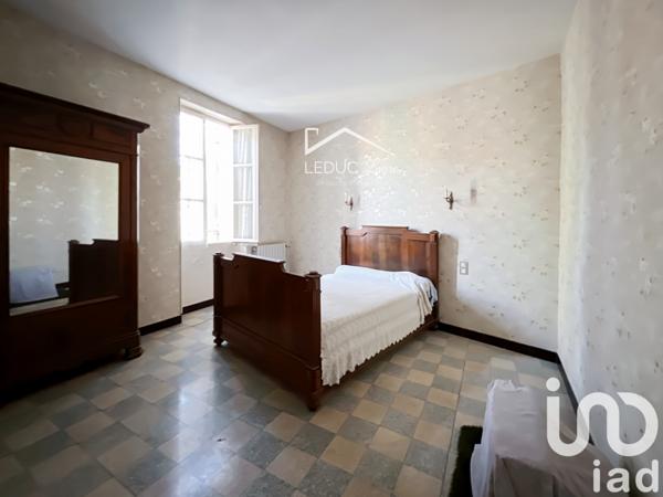 Maison à vendre 7 pièces 193 m² Laudun-l'Ardoise