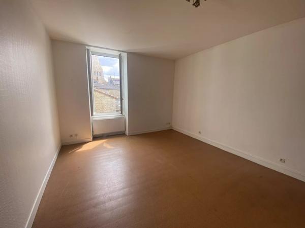 Ensemble immobilier de 7 logements – Saint-Maixent-l’École