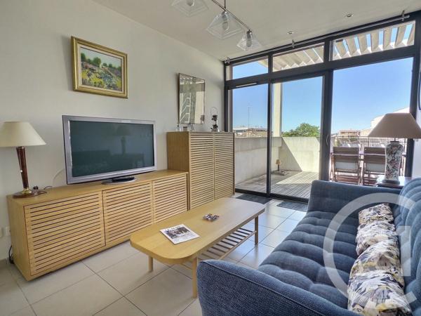 Appartement F3 à vendre  3 pièces - 60,65 m 2   LA LONDE LES MAURES  - 83
