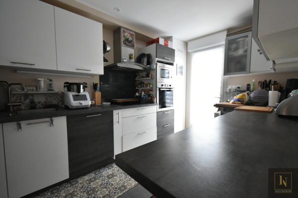 Maison 5 pièce(s) 4 chambre(s) 103 m²