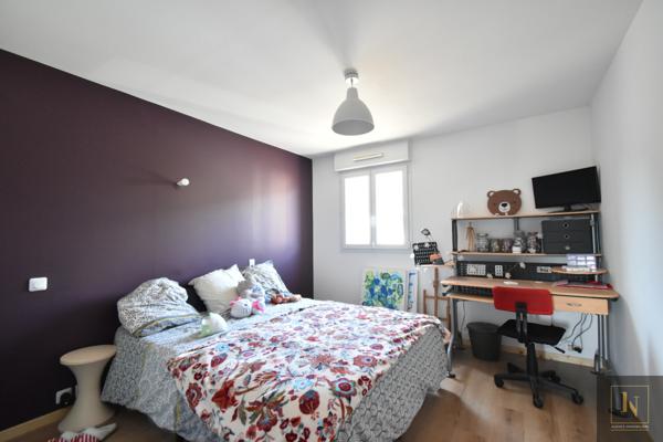 Maison 5 pièce(s) 4 chambre(s) 103 m²