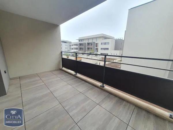 Appartement à louer 2 pièces 41.88m² Fréjus (83600)