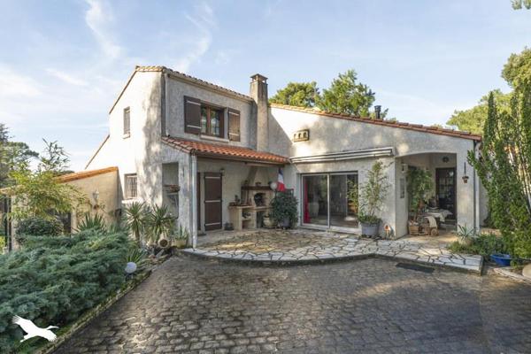 Maison à vendre |  Meschers-sur-Gironde |  5 pièces | 155 m²