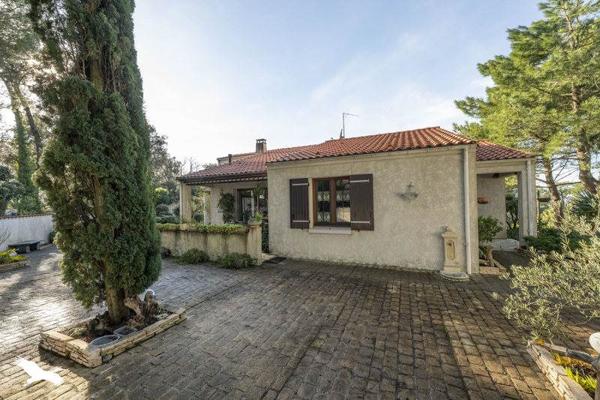Maison à vendre |  Meschers-sur-Gironde |  5 pièces | 155 m²