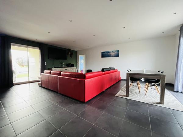 Maison à vendre |                                       Confolens |                                        6 pièces  |  135 m²