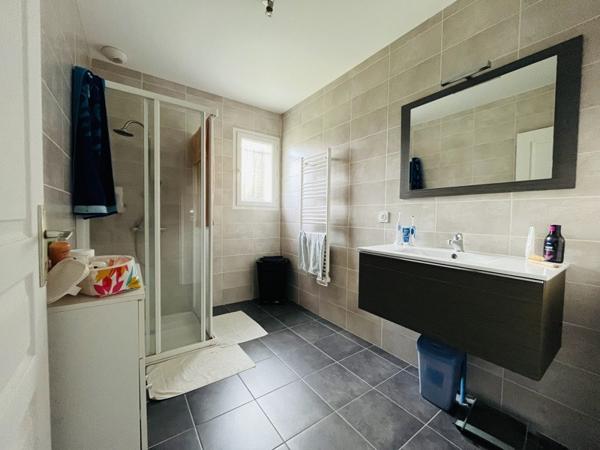 Maison à vendre |                                       Confolens |                                        6 pièces  |  135 m²
