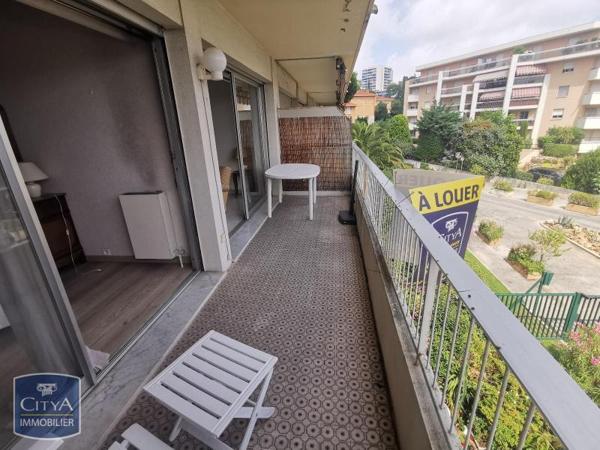 Appartement à louer 3 pièces 61.81m²