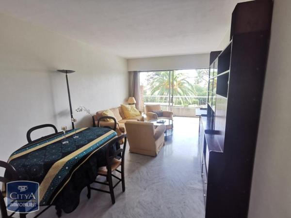 Appartement à louer 3 pièces 61.81m²