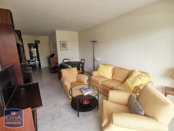 Appartement à louer 3 pièces 61.81m²