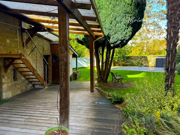 Chars (95750) Maison de ville (XIXe) avec Studio Indépendant et piscine au centre ville de Chars (95)