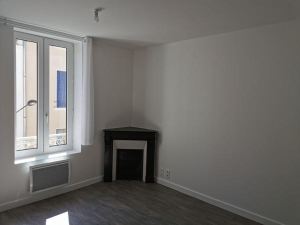 Immeuble 350m² à vendre Vichy 03200 595000€ - Micro.immo
