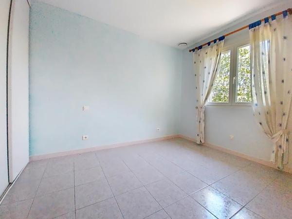 Villa Plain-Pied 140m², Piscine & 5 Ch.