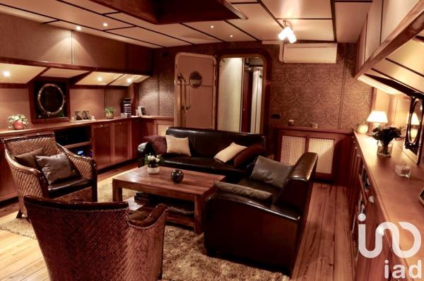 Péniche 7 pièces de 125 m² à Samois-sur-Seine (77920)