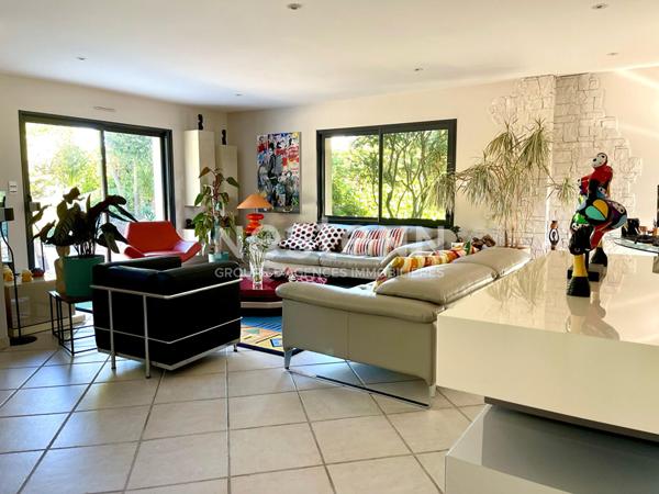 Maison contemporaine au coeur de Saint Evarzec