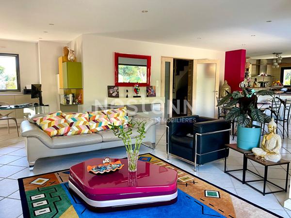 Maison contemporaine au coeur de Saint Evarzec