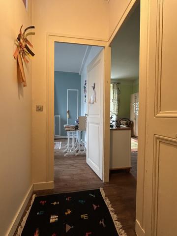 Maison - 9 pièces - 252 m²