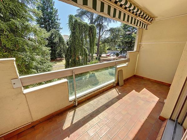 Appartement à louer Bordeaux : 3 pièces, 73m² avec 2 chambre(s) à 1 055€ - AJP Immobilier Mérignac