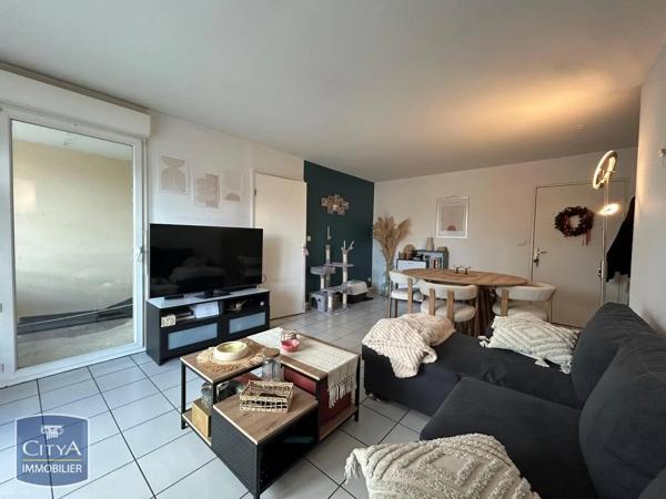 Appartement à louer 3 pièces 54.79m² Brive-la-Gaillarde (19100)