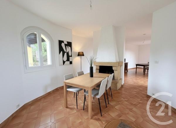 Maison à vendre  7 pièces - 193 m2 ST MITRE LES REMPARTS - 13