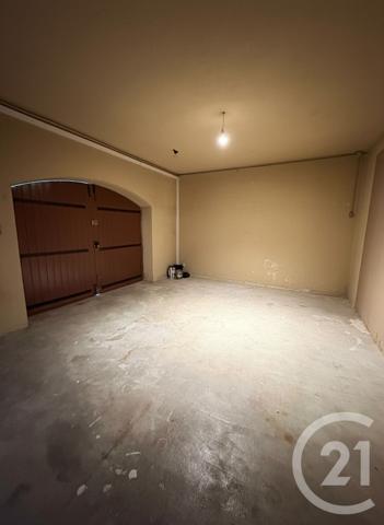 Maison à vendre  7 pièces - 193 m2 ST MITRE LES REMPARTS - 13