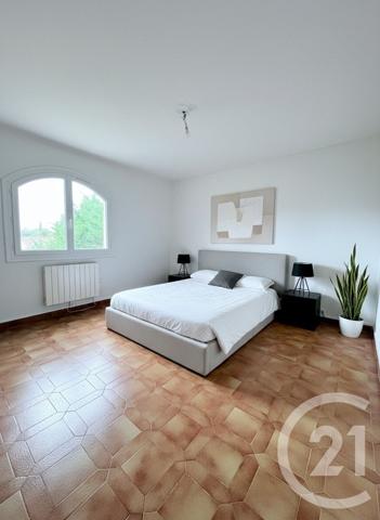 Maison à vendre  7 pièces - 193 m2 ST MITRE LES REMPARTS - 13