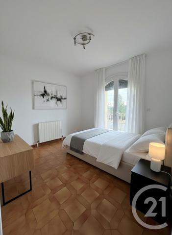 Maison à vendre  7 pièces - 193 m2 ST MITRE LES REMPARTS - 13