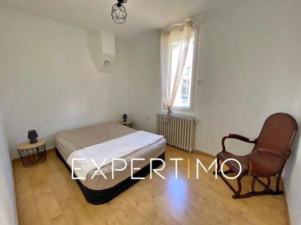 Clermont-Ferrand (63000) 5 PIÈCES 3 CHAMBRES 1 BUREAU-ATELIER 1 GARAGE À MOTOS