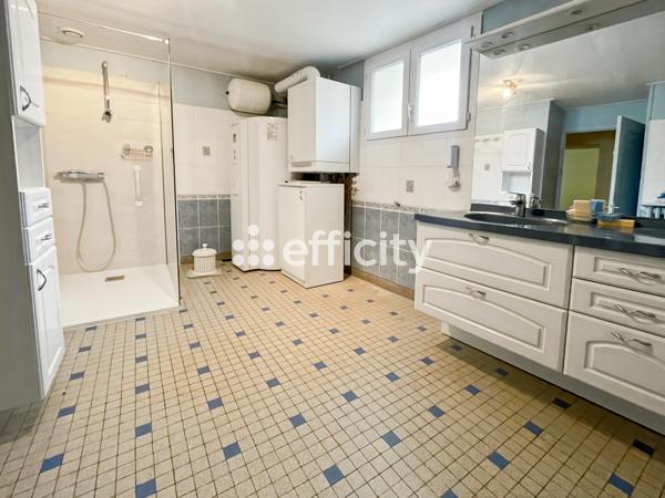 Maison 5 pièces - 132 m² Exclusivité efficity