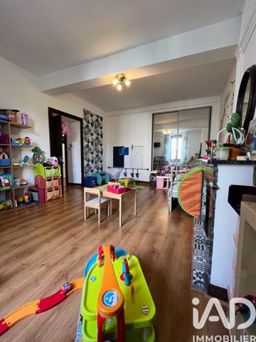 Maison à vendre 13 pièces 475 m² Sainte-Eulalie