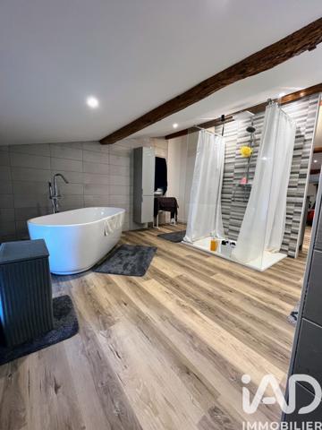 Maison à vendre 13 pièces 475 m² Sainte-Eulalie