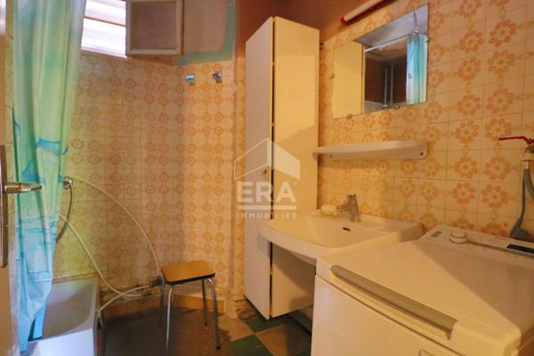 Marseille 9ème - A vendre en exclusivité - T4 63 M² TRAVERSANT ET LUMINEUX - EXPOSITION SUD-OUEST - FAIBLES CHARGES - PARKING - CAVE - SAINTE-MARGUERITE