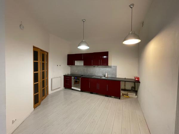 Paris 18ème - 2/3 Pièces - Jules Joffrin