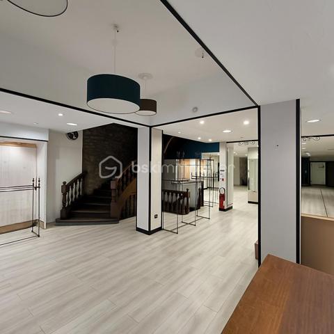 Immeuble mixte de 1 405 m²