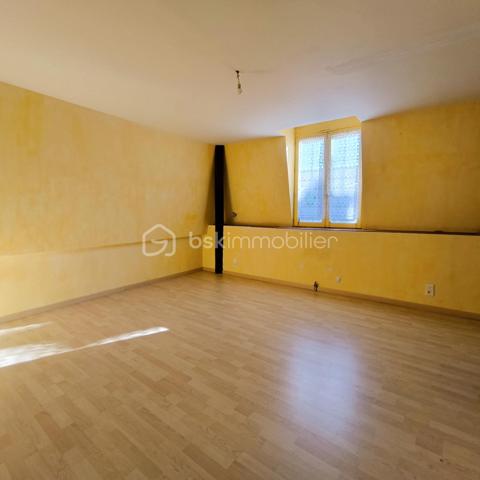 Immeuble mixte de 1 405 m²