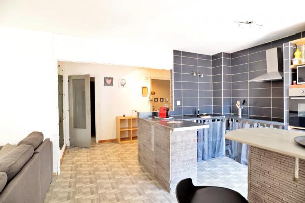 Appartement 2 pièces 56m2 rénové