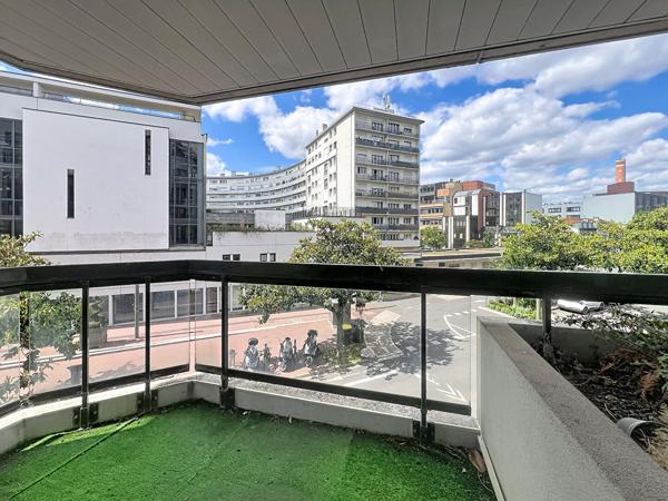Appartement Suresnes 2 pièce(s) 50 m2
