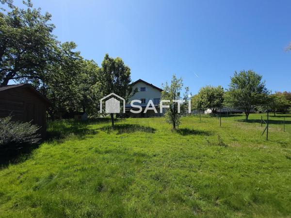 Maison individuelle 112m² terrain environ 18 ares