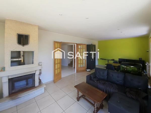 Maison individuelle 112m² terrain environ 18 ares