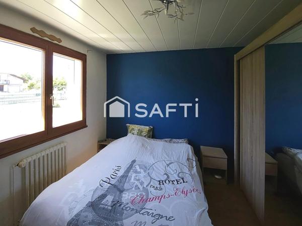 Maison individuelle 112m² terrain environ 18 ares