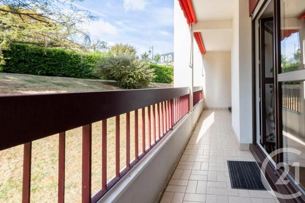 Appartement F3 à vendre  3 pièces - 72,53 m 2   YERRES  - 91