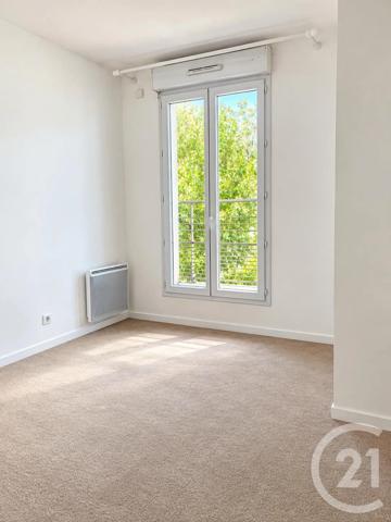 Appartement Duplex à vendre  4 pièces - 79,10 m 2   EZANVILLE  - 95
